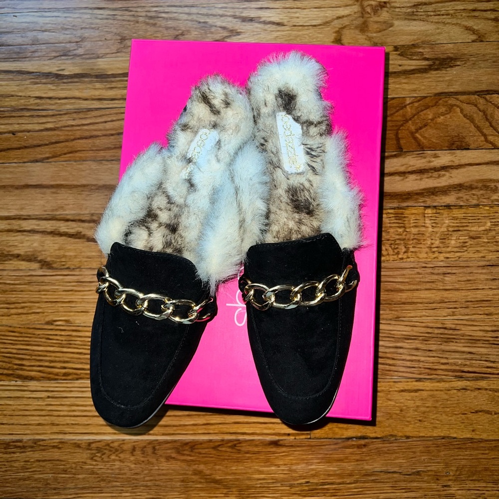 Fluffy Black Loafer Slides - Picture 3 of 4